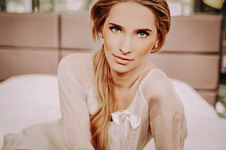 buduarowa sesja zdjeciowa kobieca